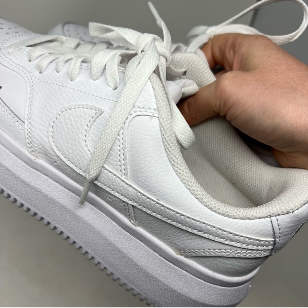 Nike white platform sneakers 11 - Picture 9 of 9